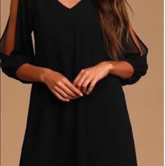 Lulus Dresses & Skirts - 𝅺lulu’s Shifting Dears Black Mini Slit Open Sleeve Dress Size Small